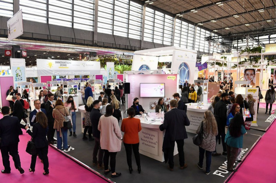 In cosmetics global 2022 32430