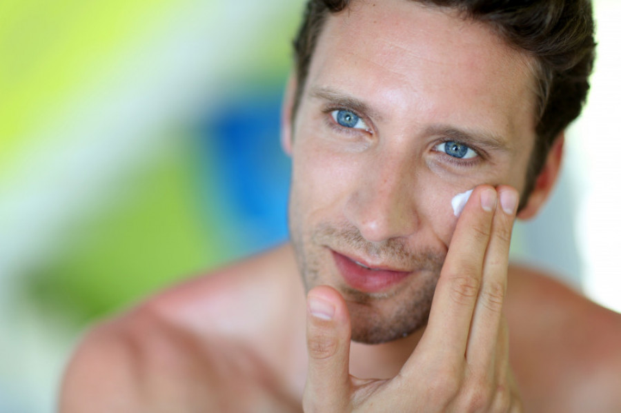 Apertura cosmetica masculina bpjul21 123rf 30733