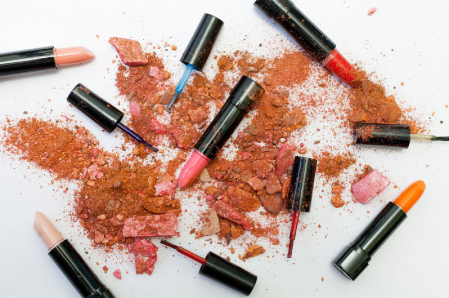 Maquillaje pintalabios esmaltes pexels free creative stuff 1377034 29664