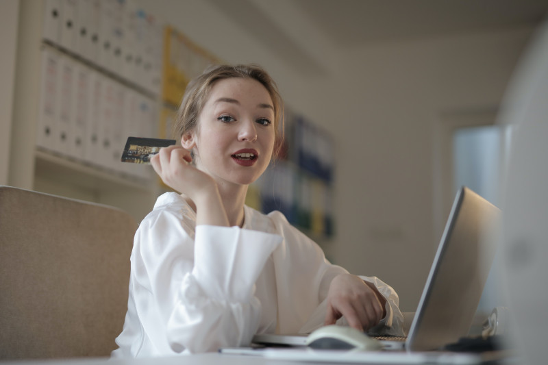 Ecommerce onlinepexels andrea piacquadio 3770140 29956