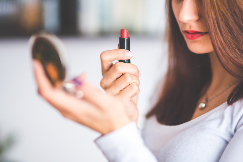 Labial makeup pexels kaboompics com 6393 30040