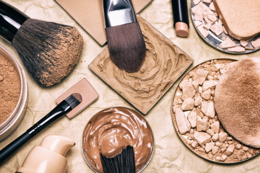 Apertura productosmaquillaje123rf 22786