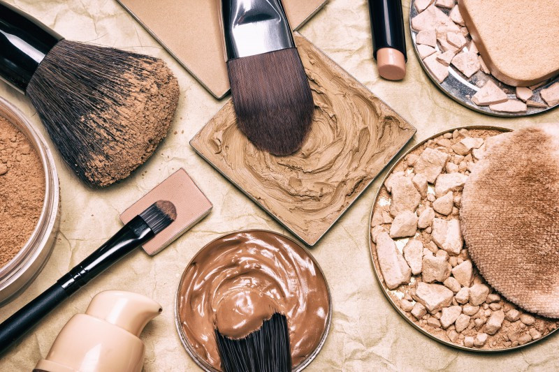 Apertura productosmaquillaje123rf 22786