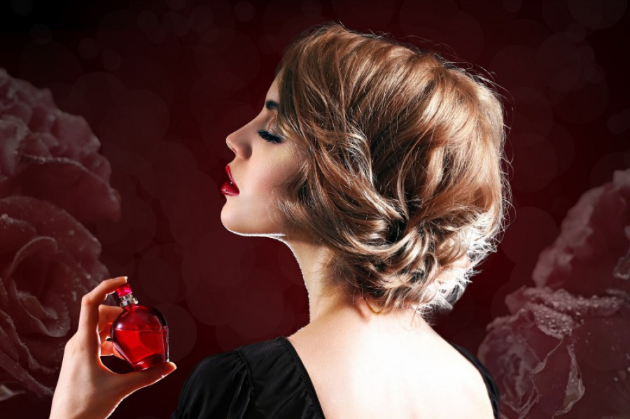 Perfumesfemeninos123rf 21034