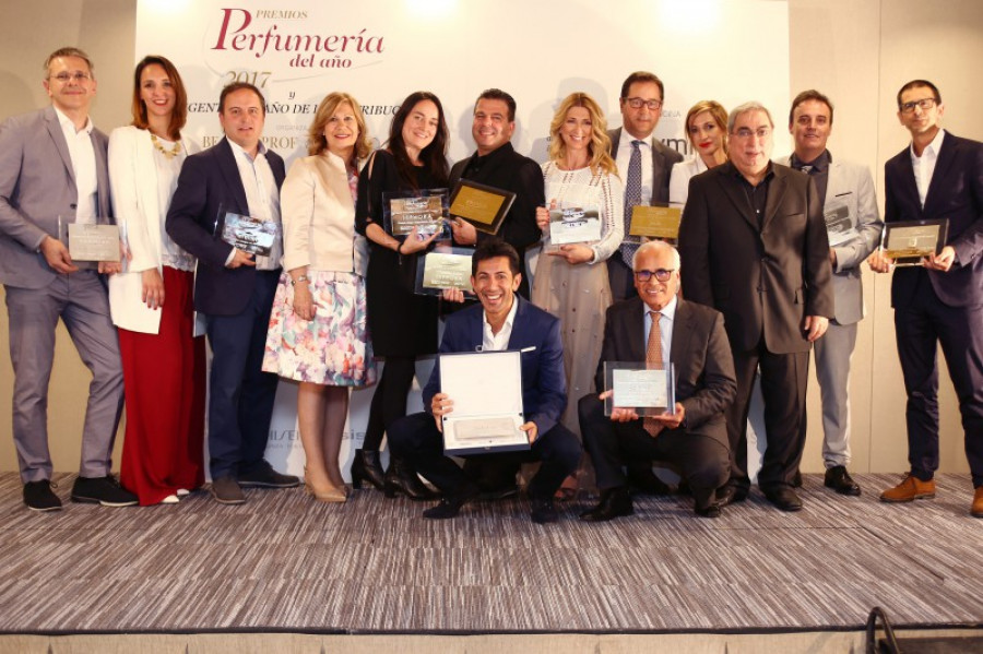 Premiados perfumeriadelano2017 19927