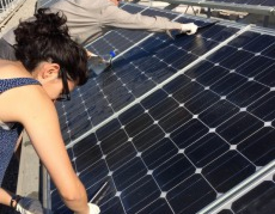 Trabajos de muestreo en paneles solares de la universitat de valencia copia 17985