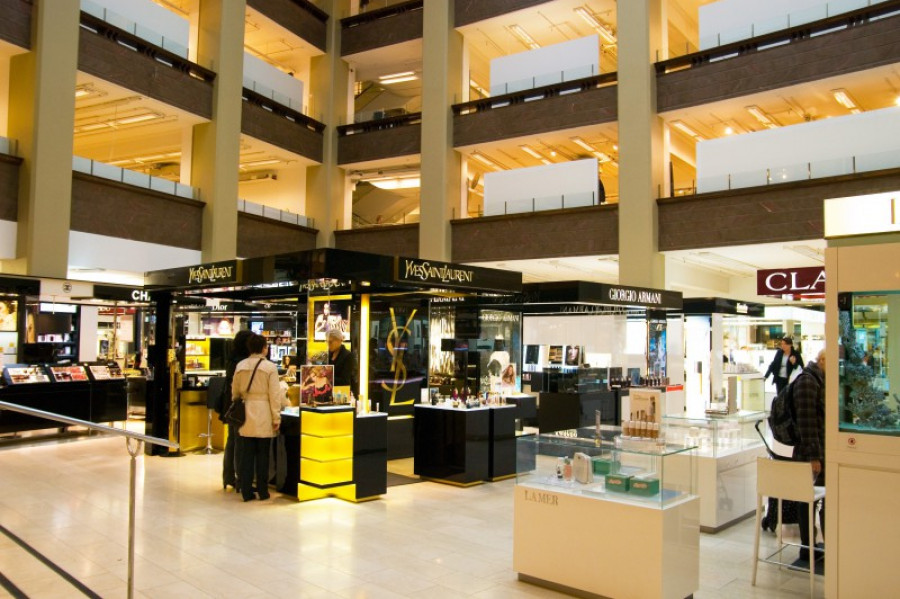 Tienda pefumes123rf 17085