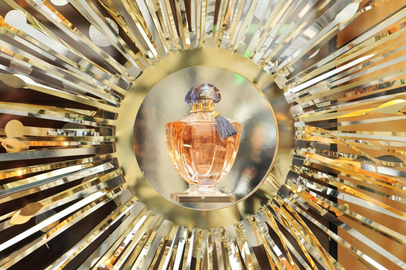 Perfumes autor123rf 887 16366