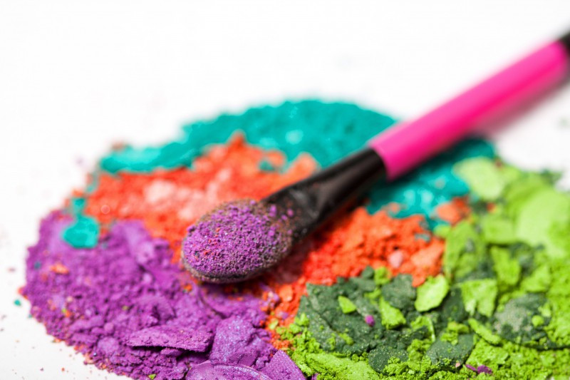 Cosmetica color gastos123rf 869 15353