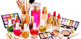 Perfumeria cosmetica 123rf 828 13621