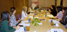 FOTO MESA REDONDA