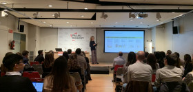 Silvia Martínez de BASF durante su ponencia