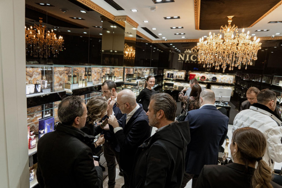 Durante la inauguracion de Niche Perfumes