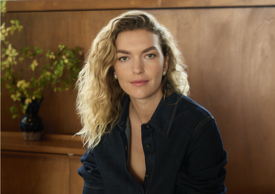 Arizona Muse & Clarins