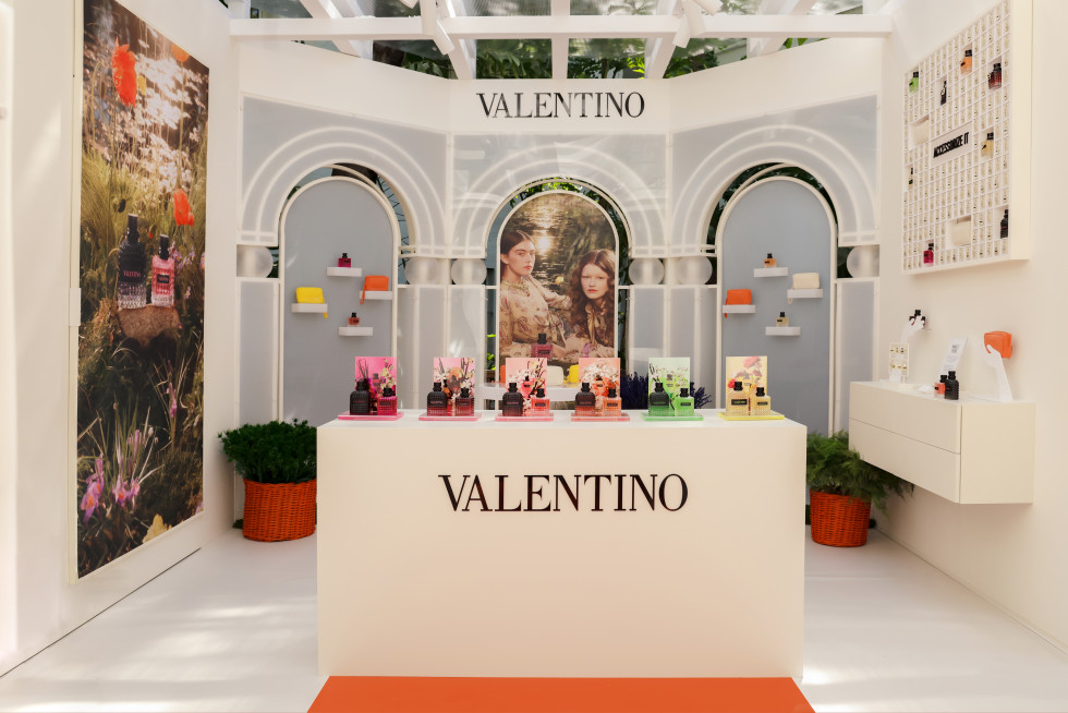 Valentino 6